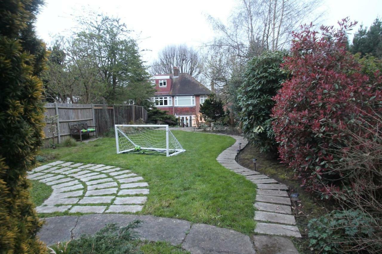 Villa Oak Tree Londres Exterior foto